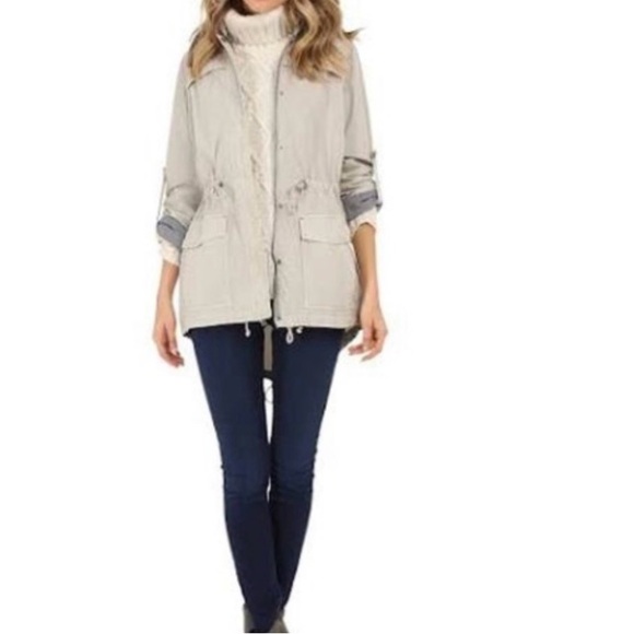 Levi Strauss Signature Jackets & Blazers - Levi's Stylish Women's Utility Jacket in Tan